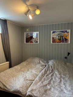 Apartment close to the Stockholm Fair and commuter train - 4
