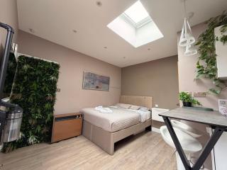 Modern Garden Studio for comfy stay - 8