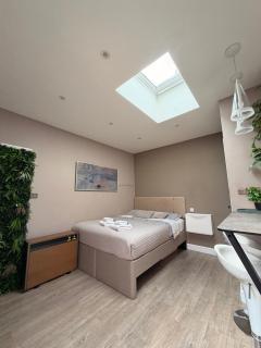 Modern Garden Studio for comfy stay - 7