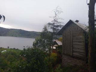 Sunshine Homestay Experience Bunyonyi - 7