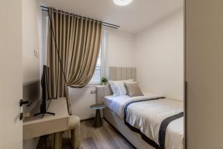 BELLA LUXURY APARTMENT, Split City Centre ,Walk to Riva - 6