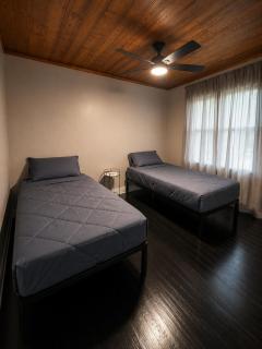 Cozy 3BR Apartment Central Kilgore Location - 1