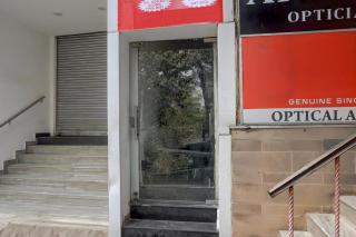 Hotel O The Qotel Palace - Lajpat Nagar - 1
