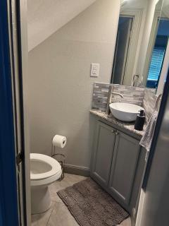 Cozy Graceful 2BR Near Downtown Houston & Med Center - 6