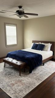 Cozy Blissful 2BR Near Downtown Houston & Med Center - 1
