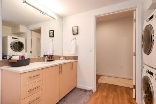 Stunning Capitol Hill 1BD Condo - 2