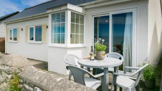 Beach Bungalow - 7