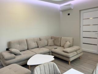 Koci Family Residence - 8