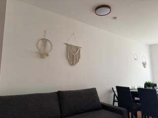 Brand New Apartment with Balcony & Free Parking - 1