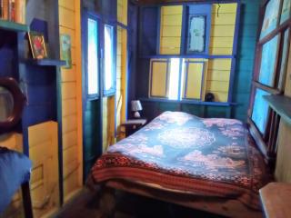 Kismet Inn DORM 20us per person - 6