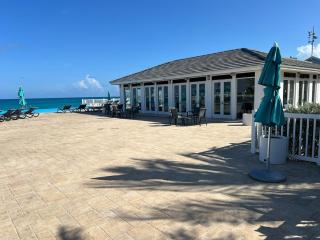 Bimini Bay Resort & Marina Parrot-dice! - 7