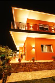 Himara Horizon Rooms - 2