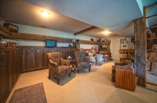 Majestic Maples - Quiet oasis with 2 king beds - 7