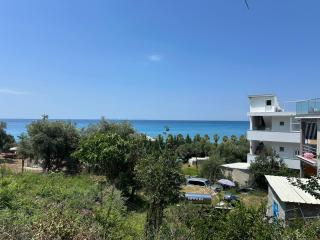 hOTEL EMILY,S - 4