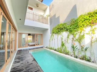 3BR Private Pool Villa in Pererenan, Canggu - 0