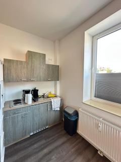 2 BR Apartment, 4 Singlebeds, near A7 Autobahn, Free Parking - 6