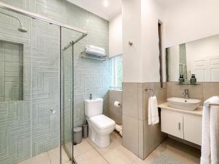 La Casa Blanca - Emmarentia, Johannesburg - 4