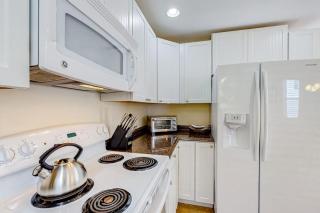 Oceanfront property with 2 homes, firepit & decks - walk to Barrett Park & town - 2
