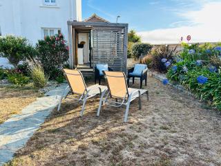 "La Cabine" côté mer et côté jardin à la VILLA PLEIN VENT - 9