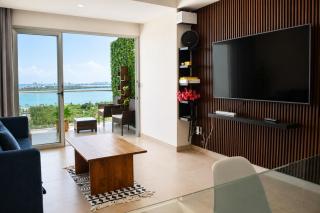 Private Terrace with Spectacular Ocean Lagoon Views - 2