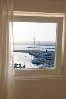 High Floor Marina View 1 bed Apartment AC and WiFi - 9