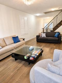 Family Friendly 4 BR 3 Bath Home near Toronto-FIFA - 7