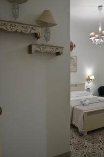 Back Room Relais - 7