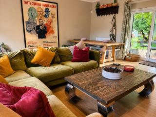 Spacious Country Cottage Sleeps 7, Air Con, Fire Pit & Dog Friendly close to Bath - 5