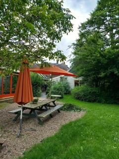 Tiny house with big pool! - 4