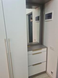 Diona Raduga West - 1