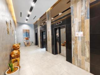 4 min to Jonkerstreet Premium Hotel 4 Star Netflix - 2