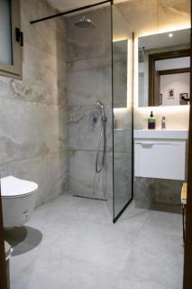 Modern 2 Bedroom Apartment in Sahloul 4, New, 2 Baths and Parking - 2