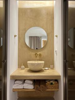 Pyrgianos Suites - Private Jacuzzi - 4