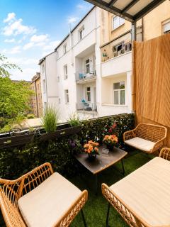 Central Gelsenkirchen Apartment with WiFi - 2