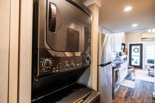 The Cozy Doe Tiny Home in the Woods with Fire Pit - 7