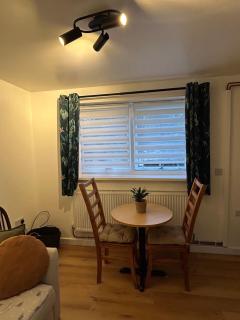 Woodhouse Apartment - 8
