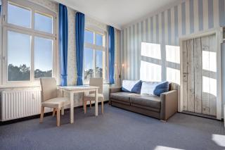 Hotel Villa Seeschlößchen - Ahlbeck - 4