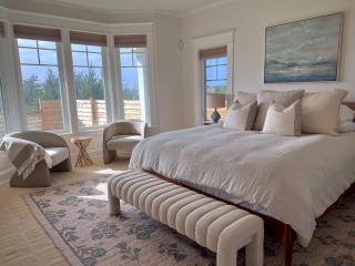 La Mer by Come Stay - 9