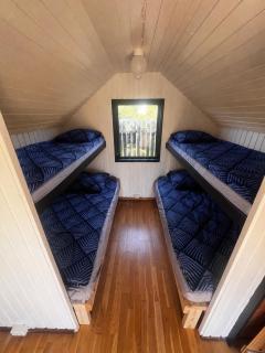 The Crows Nest - 9