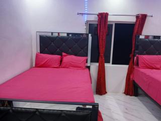 Skyview Palace - 8