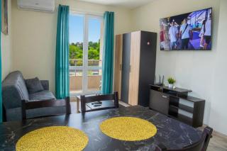 Sunny Byala Flat 2 Balconies - 7