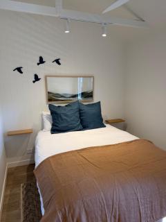 Small Stays at The Quarters - 9