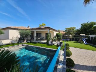 Villa Aurélia - Piscine - 10 personnes- 10 mn des plages - 0