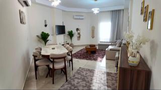 Luxurious Two Bedrooms Apartment in Latin District - 0
