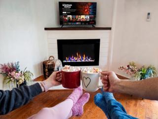 Romantic Beech Mountain Cottage with Hot Tub - 5