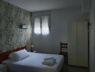 Apartamento y Habitaciones El Colmenar - 9