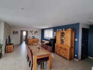 Villa Aurélia - Piscine - 10 personnes- 10 mn des plages - 2