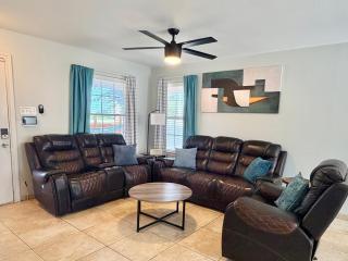 Austin Hotspot I Minutes to Airport, Downtown and F1 - 7