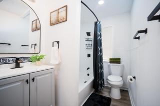 Chestnut Haven 4BR Families Groups Workers Near Interstate 75 and FVSU - 8