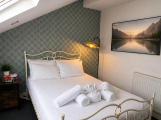 Stylish Cathedral Road Stay, Cardiff Centre - 2